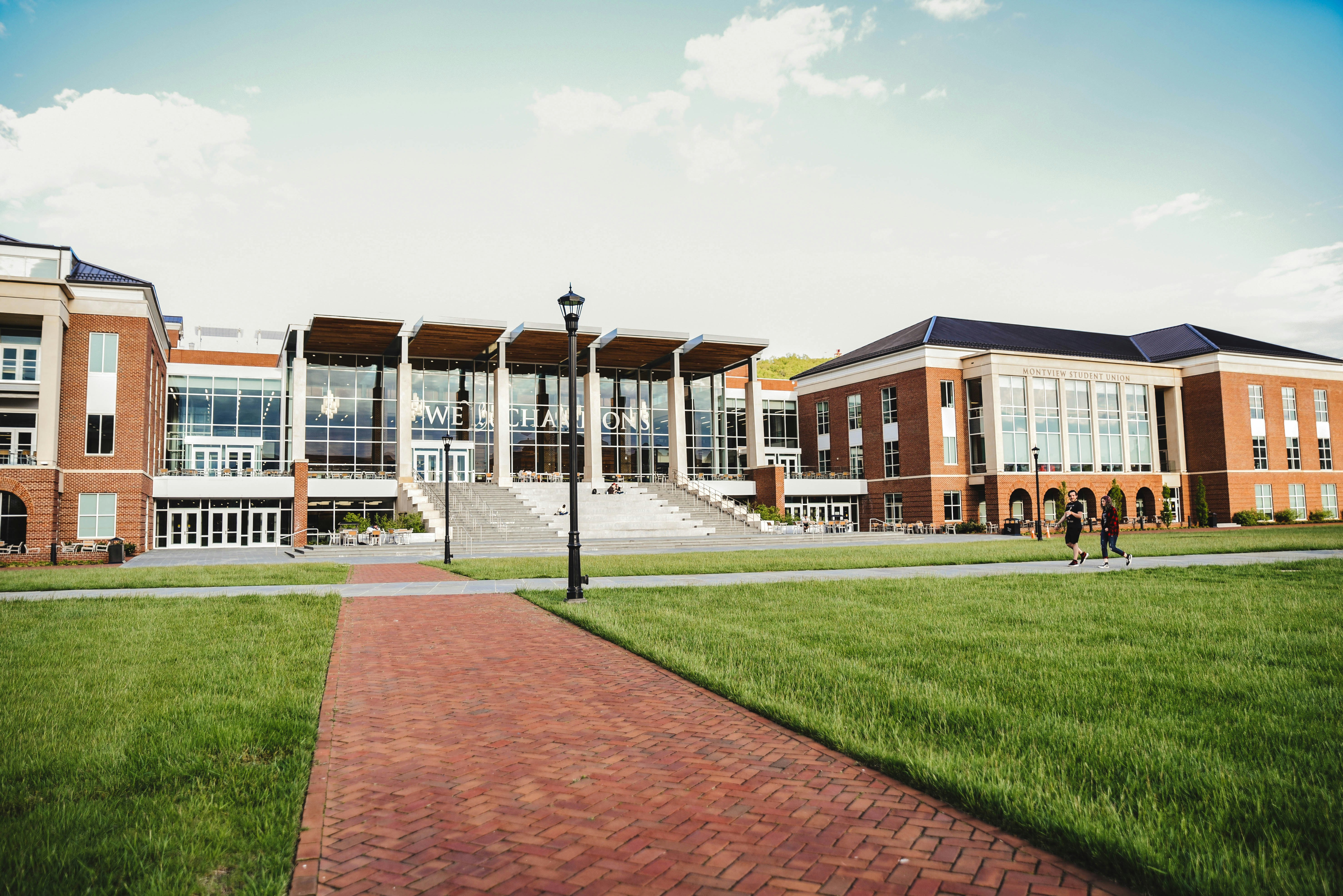 Windsor Discovery Center & Montessori School gallery image
